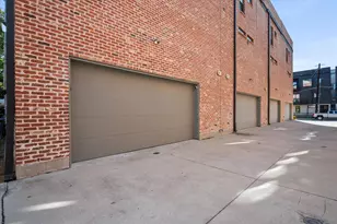 1900 Caddo St, Dallas, TX 75204 - Photo 32