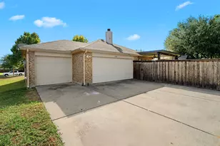 2401 Creekdale Dr, Denton, TX 76210 - Photo 2