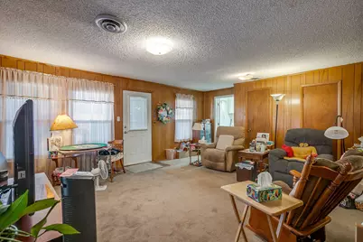 1041 W Vanderbilt Street, Stephenville, TX 76401 - Photo 26