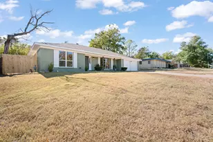 4713 Wheelock Dr, Fort Worth, TX 76133 - Photo 2