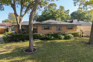 6660 Santa Anita Dr, Dallas, TX 75214 - Photo 2