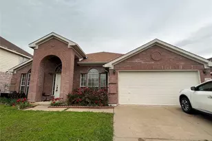 1120 Deer Valley Ln, Arlington, TX 76001 - Photo 1