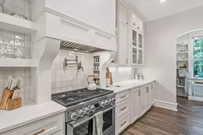 15373 Lakeside Drive, Tyler, TX 75707 - Photo 10