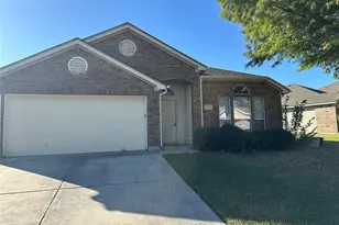 14212 Cedar Post Dr, Fort Worth, TX 76052 - Photo 2