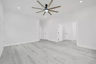 320 Bentwood Dr, Pottsboro, TX 75076 - Photo 18