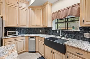 1303 Crest Dr, Colleyville, TX 76034 - Photo 14