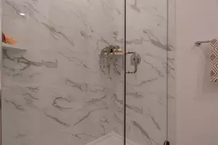 105 S Bishop Ave, Dallas, TX 75208 - Photo 6