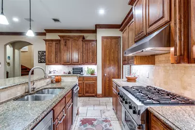 4516 Gilbert Avenue, Dallas, TX 75219 - Photo 14