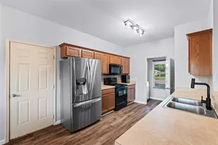 2813 Dana Ln, Denton, TX 76209 - Photo 4