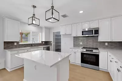 328 Cortland Circle, Roanoke, TX 76262 - Photo 2