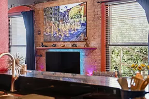 910 Houston St, Fort Worth, TX 76102 - Photo 4