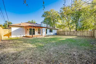6901 Bennington Dr, Watauga, TX 76148 - Photo 8
