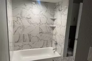 1009 Bluebird Dr, Irving, TX 75061 - Photo 6