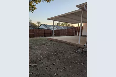 1310 Rosewood Lane, Lancaster, TX 75146 - Photo 10