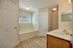 8000 Crazy Horse Ln, Fort Worth, TX 76137 - Photo 22