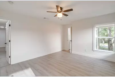 3973 W Spurgeon Street, Fort Worth, TX 76133 - Photo 22