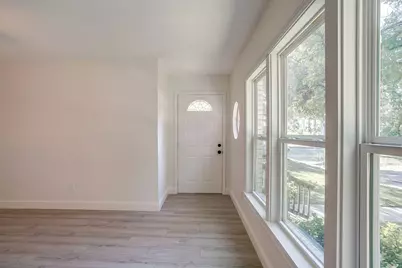 3973 W Spurgeon Street, Fort Worth, TX 76133 - Photo 6