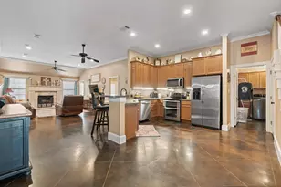 2916 Shoreline Dr, Burleson, TX 76028 - Photo 4