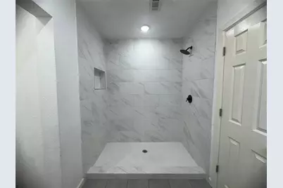 607 E Monterey Street, Denison, TX 75021 - Photo 14