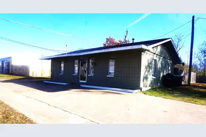 1110 S Armstrong Avenue, Denison, TX 75020 - Photo 1