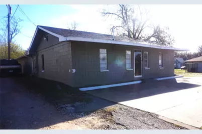 1110 S Armstrong Avenue, Denison, TX 75020 - Photo 2