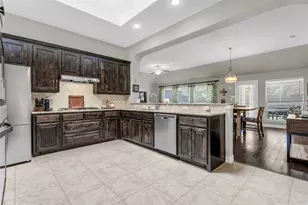 631 Allister Ct, Roanoke, TX 76262 - Photo 12