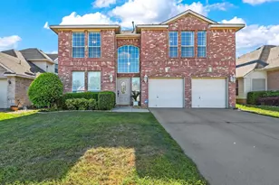 617 Crystal Brook Dr, Saginaw, TX 76179 - Photo 1