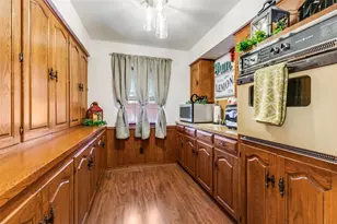 10615 Old Seagoville Rd, Dallas, TX 75217 - Photo 12