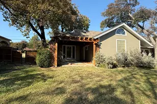 1216 Los Altos Ln, Duncanville, TX 75116 - Photo 2