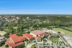 1011 Hackberry St, San Marcos, TX 78666 - Photo 30