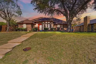 813 Timberline Ct, DeSoto, TX 75115 - Photo 1