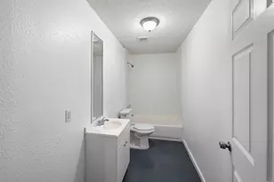 136 N Polk St, DeSoto, TX 75116 - Photo 20