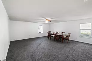 136 N Polk St, DeSoto, TX 75116 - Photo 22