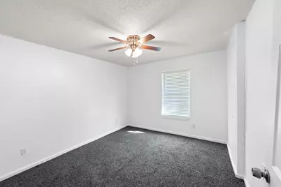 136 N Polk Street, DeSoto, TX 75116 - Photo 14