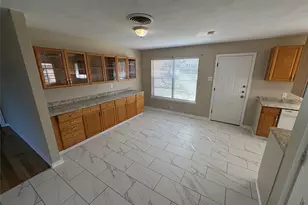 1110 Edinburg Ln, Denton, TX 76209 - Photo 18