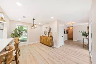 10528 Swallow Ln, Dallas, TX 75218 - Photo 4