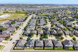 10933 Braemoor Dr, Fort Worth, TX 76052 - Photo 24