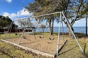 119 Daisy Cir, Gun Barrel City, TX 75156 - Photo 24