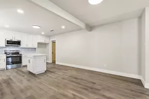 6917 Sheila Ln, Burleson, TX 76028 - Photo 18