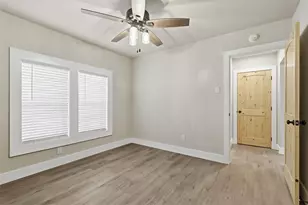 6917 Sheila Ln, Burleson, TX 76028 - Photo 34