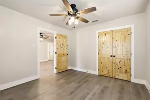 6917 Sheila Ln, Burleson, TX 76028 - Photo 32