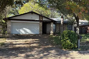 1307 Cedar Ridge Terrace, Euless, TX 76039 - Photo 2