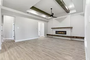 306 Sunflower Ct, Tolar, TX 76476 - Photo 12