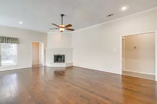 7116 Deer Hollow Dr, Fort Worth, TX 76132 - Photo 6