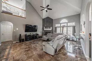 5243 W Cove Way, Grand Prairie, TX 75052 - Photo 10