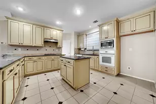 4247 Millview Ln, Dallas, TX 75287 - Photo 12