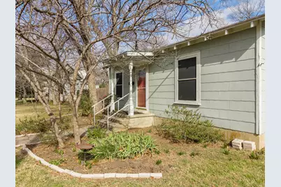 106 N Corporation Street, Hillsboro, TX 76645 - Photo 6