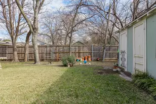 106 N Corporation St, Hillsboro, TX 76645 - Photo 22