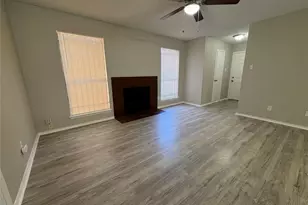 2609 Isbella Dr, Grand Prairie, TX 75052 - Photo 4