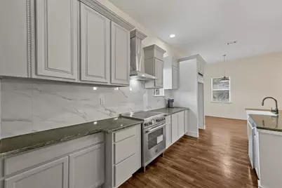 2441 Glen Garden Avenue, Fort Worth, TX 76119 - Photo 4